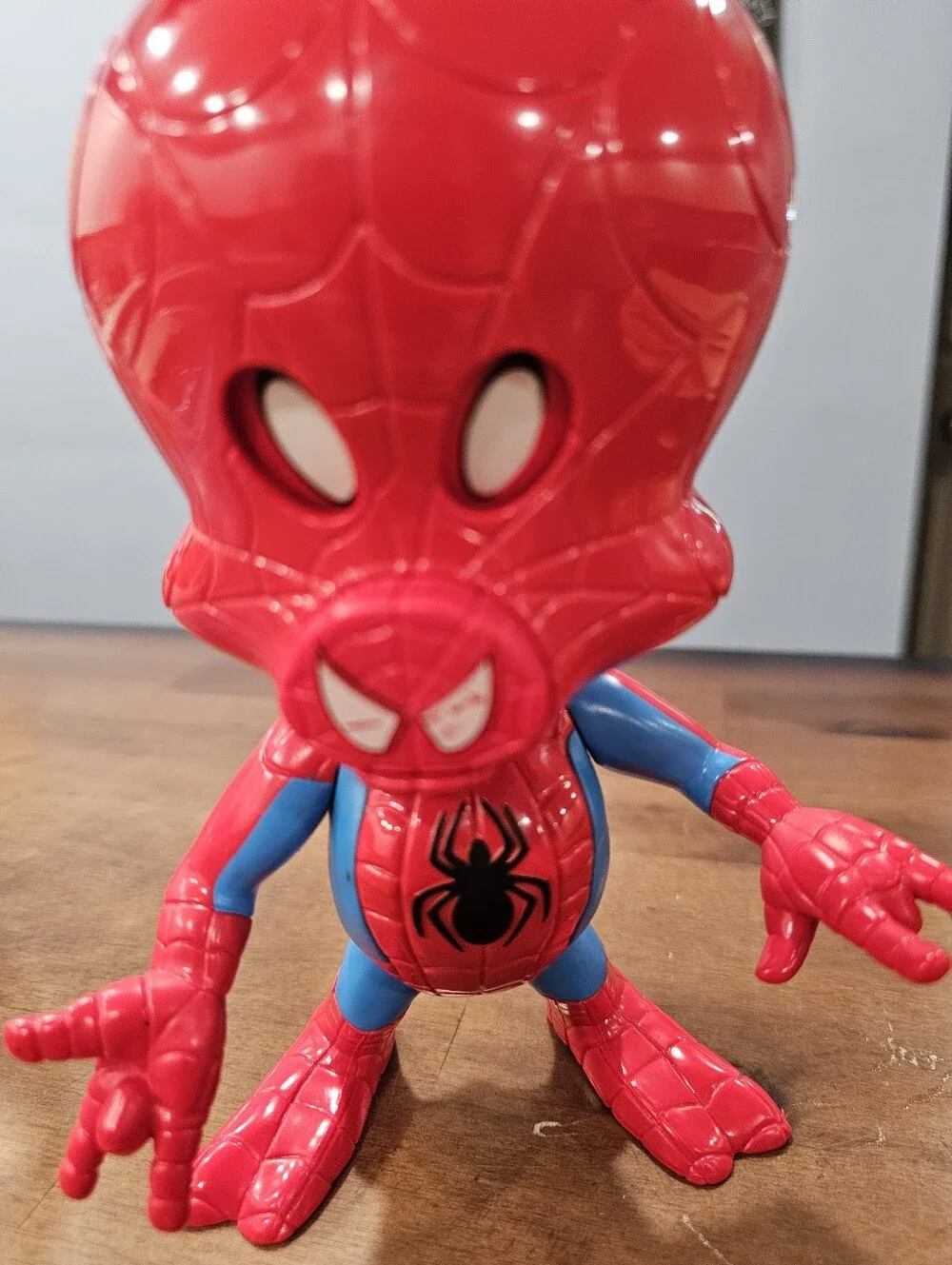 Marvel Spider-Man Into the Spider-Verse Spin Vision Spider-Ham 8.5